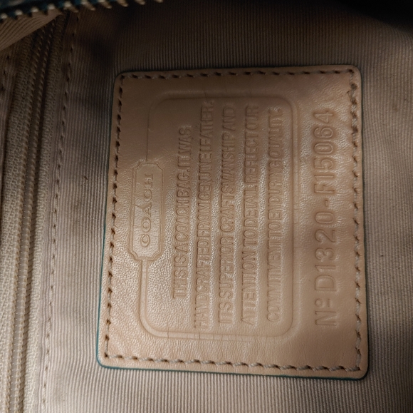 Coach - Picture 6 of 6